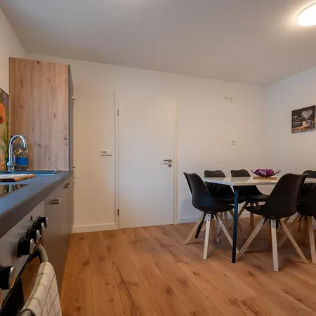 Haus Tamara By Wohn-zeit - Ueber 200 Betten Im Umkreis Von 87700 Memmingen Daire Breitenbrunn
